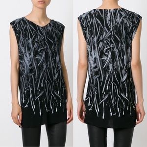 NWOT Diesel Zipper Print Tank